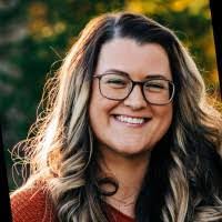 Shanna Chambers's Instagram, Twitter & Facebook