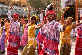 The major races are the kachin. Burmese Myanmar People Karen People Myanmar Burma