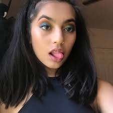 Desiree Vitale's Instagram, Twitter & Facebook