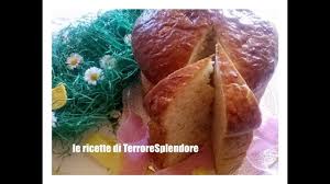 Prendete l'impasto e adagiatelo in una teglia unta d'olio, rimettete a lievitare in forno per 3 ore. Schiacciata Di Pasqua Pisana Youtube