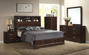 Choose the best for yourself and enjoy in the bedroom. Wood Bedroom Sets With Attractive And Expressive Style