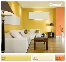 Amarillo Y Naranja En La Sala Colores De Casas Interiores Colores De Interiores Interiores De Casa