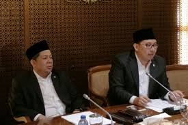 Fadli zon dan fahri akan mendapat bintang mahaputra nararya. Fadli Zon Dan Fahri Hamzah Bakal Dapat Bintang Tanda Jasa Ini Penjelasan Istana