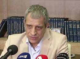 Ο δημοφιλής τραγουδιστής έπαιζε «φρουτάκια» σε ηλεκτρονικούς για ακόμα μια φορά ο θέμης αδαμαντίδης συνελήφθη σε παράνομη χαρτοπαικτική λέσχη. 8emhs Adamantidhs Den 8elw Na Prokalw Ti Leei Gia Thn Trith Syllhpsh Toy Eretikos Gr