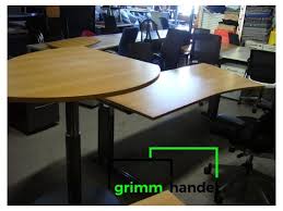 Gebrauchter, günstiger schreibtisch mit standcontainer. Schreibtisch Freiformschreibtisch Mit Besprechungsecke Von Gesika Bucheunsere Artikel Nr 922mehrfach Vorhanden Grimm Mobelhandel