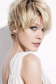 20 Coupes Pour Mettre Son Blond En Valeur Coupe De Cheveux Coupe De Cheveux Courte Cheveux
