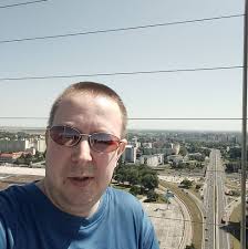 RUŠNÉ RÁNO BRATISLAVSKÝCH DOPRAVÁKOV: ZASAHOVALI PRI HROMADNEJ ZRÁŽKE 7 ÁUT  NA R7-ČKE 💥🚨🚗 🚓 Hliadka bratislavských dopravných policajtov bola dnes  krátko po 07:00 hod. vyslaná k udalosti v cestnej premávke, s účasťou