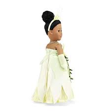 Cette tenue de ceremonie allie simplicité et élégance. Robe Princesse Tiana Cdiscount