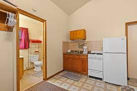 Smooth work commute, popular bars and nightlife, nearby restaurants and grocery stores, and safety. Harney Camp Cabins Updated 2021 Prices Campground Reviews Hill City Sd Tripadvisor