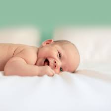 Baby Diaper Change When To Change A Diaper Pampers India