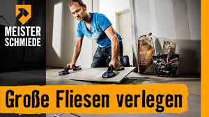 Bevor du mit dem verlegen der bodenfliesen beginnst, sorgst du für einen sauberen und ebenen untergrund. Grosse Fliesen Verlegen Hornbach Meisterschmiede Youtube