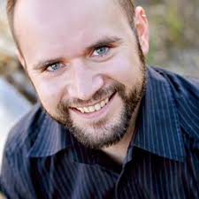 Brian Davis performance at First Friday concert to include original songs