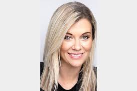 Michelle Rutledge's Instagram, Twitter & Facebook