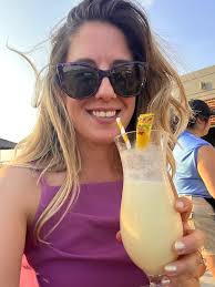 best cocktail bar chicago — Travel Posts by Toronto blogger Soheila Hakimi  — Is That Soh