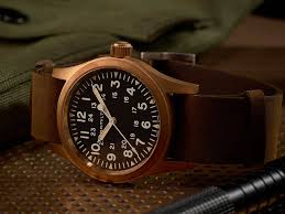 The new khaki field mechanical is a faithful recreation of its original 1960s forebear and is true to hamilton's military heritage. Khaki Field Mechanical Bronze Hamilton Review