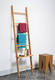 Handtuchhalter aus holz sind ein praktischer einrichtungsgegenstand im badezimmer, um die handtücher zum. Kleiderleiter Natur Geolt Eiche Buche Nussbaum Von Kleiderleiter De Kleiderleiter De Der Smarte Stumme Diener