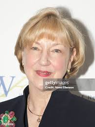 President of the Womens Forum of New York Ami Kaplan the 5th Annual... News  Photo