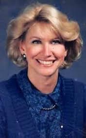 Suzanne Comer's Instagram, Twitter & Facebook