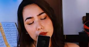 Khris Taylor's Instagram, Twitter & Facebook