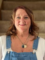 Shaniece Jones's Instagram, Twitter & Facebook