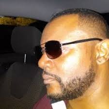 Archie Dixon's Instagram, Twitter & Facebook