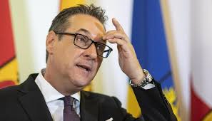 Strache nennt sich selbst hc strache. Fpo Hat Facebook Seite Von Hc Strache Stillgelegt Politik Und Institutionen Tgr Tagesschau
