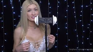 ASMR Maddy - White lace top