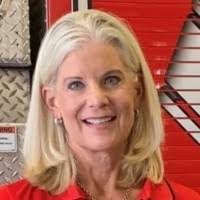 Laura Mathers's Instagram, Twitter & Facebook