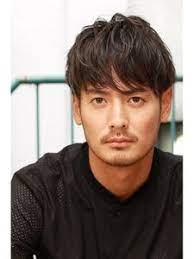 2019年 ツーブロックヘア特集 彼氏にしてほしい髪型15選 アジアの男性のヘアスタイル メンズ 髪型 ミディアム メンズヘアスタイルミディアム
