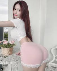 Busty Jenna Chew - Big Fake Tits - Hot Busty Models