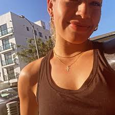 14k GF winzige Goldkreuzhalskette, zierliche Kreuzhalskette, kleine  Kreuzhalskette, Geschenk für sie, Weihnachtsgeschenke