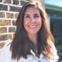 10+ "Emily Guess" profiles