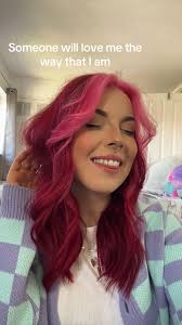 T 🖤🦇 (@trosehxx)