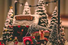 Christmas or christmas day commemorates and celebrates the birth of jesus. Essay On Christmas Day Celebration For School Kids Students Christmas Day Celebration Essay