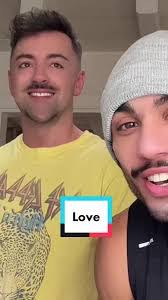 Lino Molina's Instagram, Twitter & Facebook