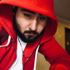 do y'all think if anybody deserve a happy ending it's tommy.