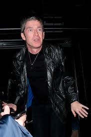 Noel gallagher of noel gallagher's high flying birds (picture: Noel Gallagher Flouts Lockdown Richtlinien Und Entdeckt Bei Seinen Zwei Hausern Aktuelle Boulevard Nachrichten Und Fotogalerien Zu Stars Sternchen