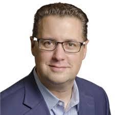 Sam Delis's Instagram, Twitter & Facebook