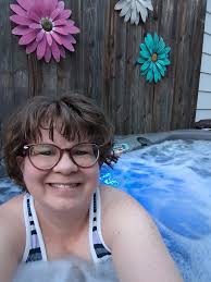 Hi! My name is Sarah, I'm a 38 year old mom in Kimberly, ID and I've been 