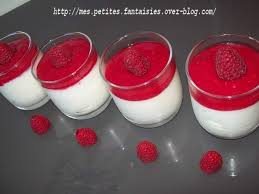 Mousse De Fromage Blanc Au Coulis De Framboises Recette Ptitchef Coulis Framboise Fromage Blanc Verrine Fromage Blanc