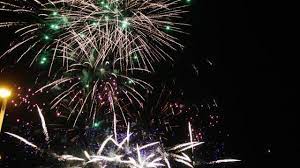 Le bouquet final du feu d'artifice de la madeleine 2017. Saint Jean De Monts Un Feu D Artifice Sous Le Signe De L Ocean La Roche Sur Yon Maville Com
