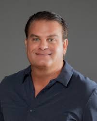 Tim Vining's Instagram, Twitter & Facebook