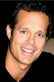 The Sentinel Saison 2 (1996) — CinéSérie