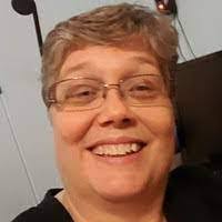 Kim Gainey's Instagram, Twitter & Facebook