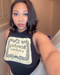 Nina Mosely (@ninaaa_mosely) • Instagram photos and videos