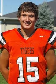 Versailles football player Collin Peters named 1st team all-MAC