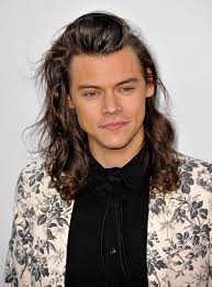 You can make this hair length look lovely the ultimate simple style is long straight hair. Harry Styles Long Hair Harry Styles Hair Teen Vogue