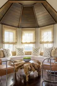 The standard is 135° but there are other variations and the recommended height is 19″ with a 21″ deep seat. 20 Cozy Window Seat Ideas How To Design A Window Reading Nook