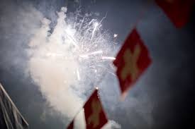 August, feuerwerk 2020, busswil, switzerland видео 1. Regen Rettet Das 1 August Feuerwerk Nzz