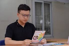 Bộ giao thông vận tải là cơ quan của chính phủ nước cộng hòa xã hội chủ nghĩa việt nam, thực hiện chức năng quản lý nhà nước về giao thông vận tải đường bộ, đường sắt, đường sông, hàng hải và hàng không trong phạm vi cả nước; NgÆ°á»i Báº¯n Nam Sinh Ä'áº¡i Há»c Giao Thong Váº­n Táº£i Tá»­ Vong La Can Bá»™ Cong An